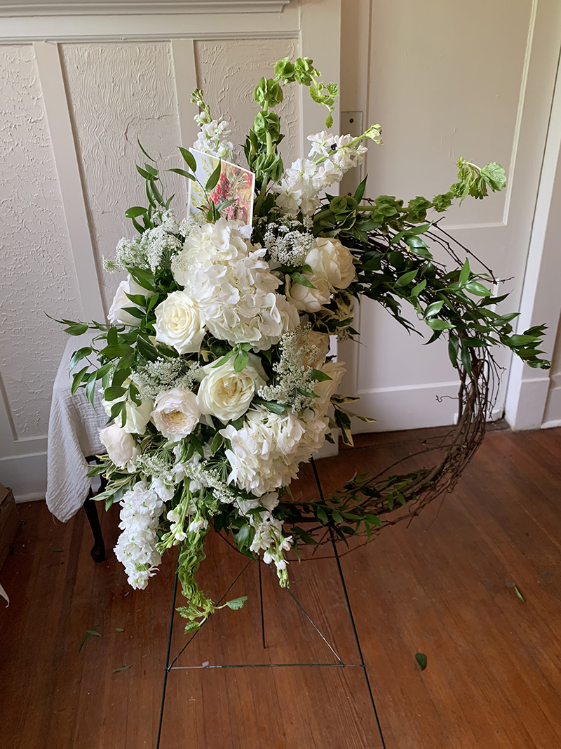 floral arrangement wreath